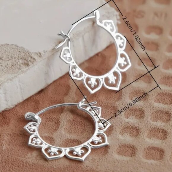 Silver Plated Boho Design Hoop Earrings - NEW - Picture 3 of 3
